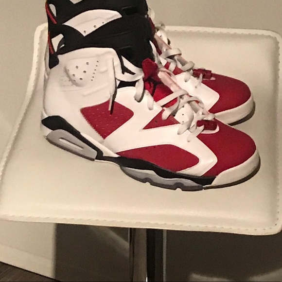 Retro 6 red bulls - Picture 2 of 2